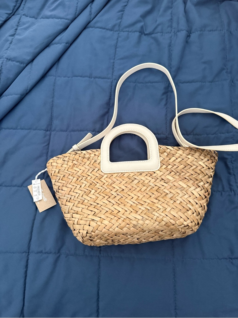 Woven Straw Crossbody Bag with Leather Cream Trim - Picture 3 of 6